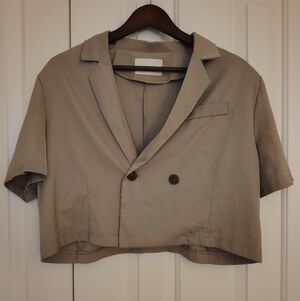 OAK + FORT Beige Cropped Blazer